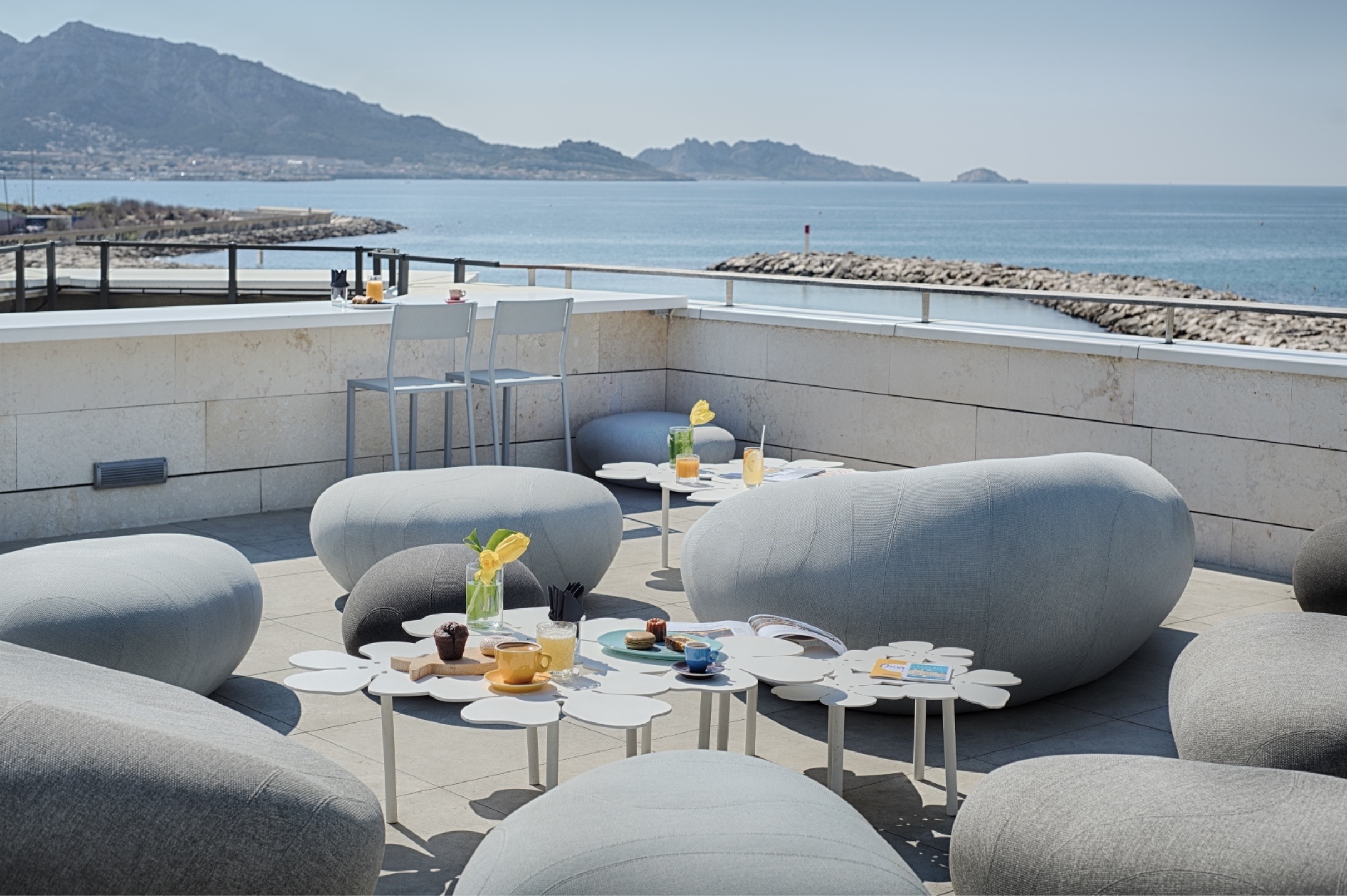 Sky Bar 3